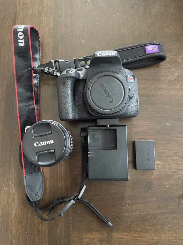  ¡Vendo Canon T7i como nueva!