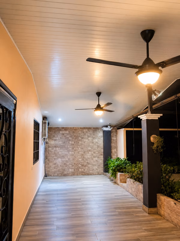 **Casa en Venta en Altos del Campo, La Chorrera | Amplios Espacios y Excelente Ubicación**