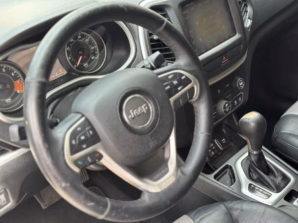 JEEP CHEROKEE