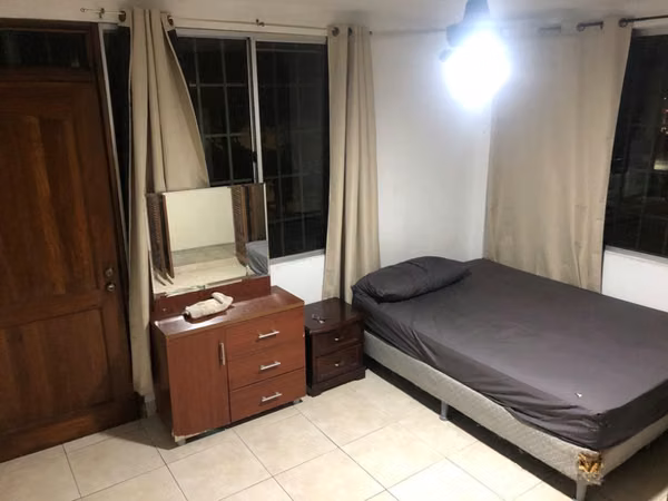Room for rent at Obarrio