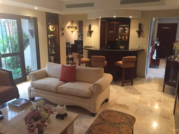 House for sale with appliances in Costa del Este Begonias EC