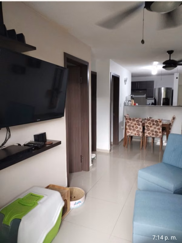Alquiler de  Apartamento Amoblado Cerca Metro Cincuentenario y Vía España
