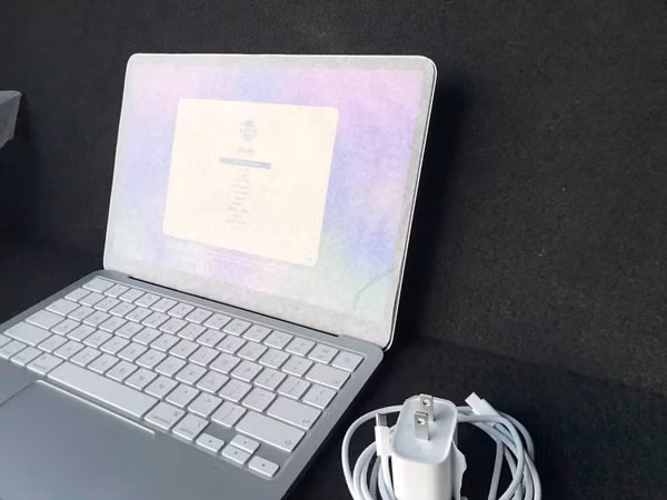 Apple MacBook Neo 13” A18 Pro 8GB 256GB SSD Silver New Panama