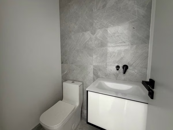 THE IVY PENTHOUSE - SANTA MARIA - SALE