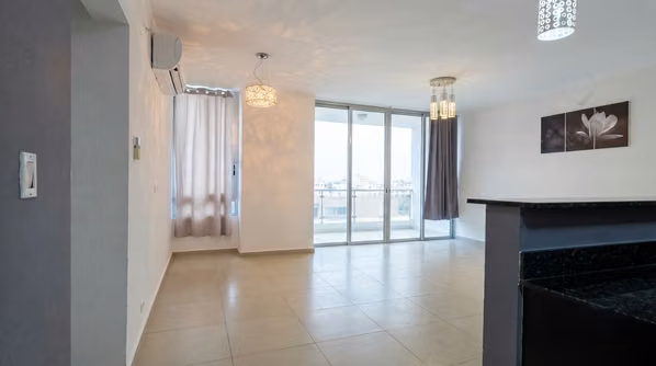 . Apartamento en El Ingenio I Vacío I 2 Rec I con balcon y cerca del metro