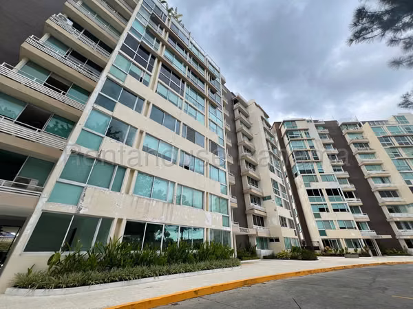 Vendo apartamento en Ph Pine Hills de Albrook MS