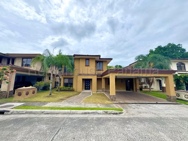 Se Vende Casa en Clayton MDV27-1527