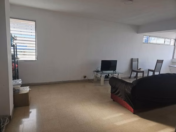 Habitación privada para persona panameña