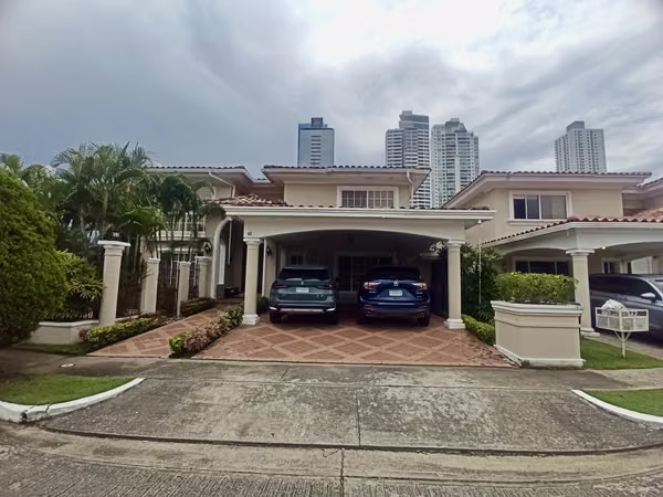 Se alquila Casa en Costa del Este - Costa Azul