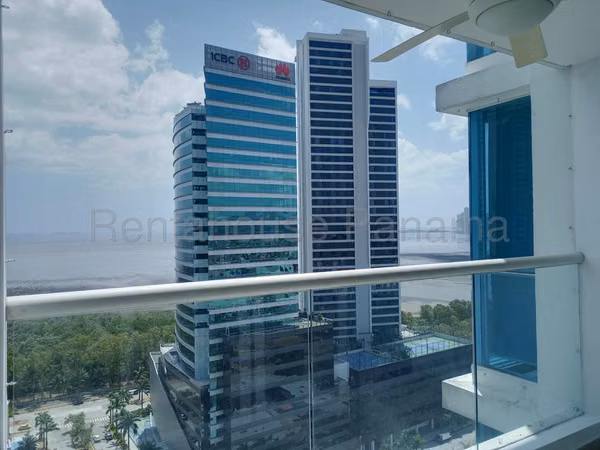 En venta apartamento en Costa del Este PH Country Club