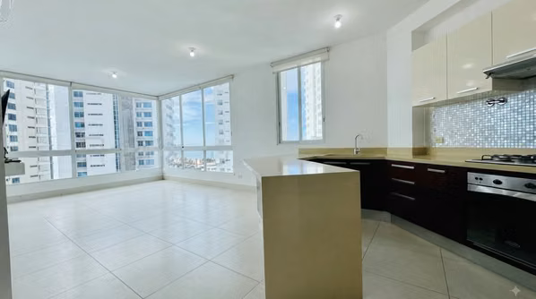 ALQUILER DE AMPLIO APARTAMENTO EN COSTA DEL ESTE | 2 RECÁMARAS | LÍNEA BLANCA | VISTA AL MAR