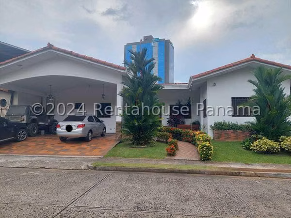 ALQUILO/VENDO Casa en Res. Villa Lilia en San Francisco. 594m2