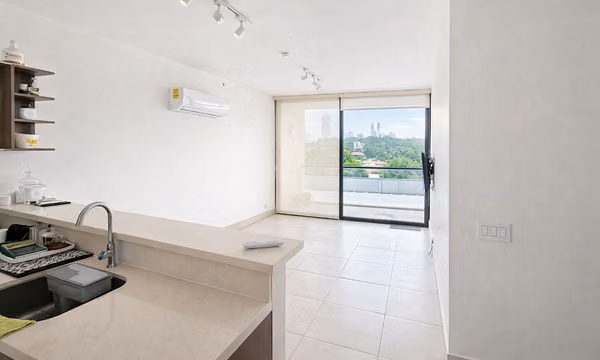Apartment in Coco del Mar | Appliances included | 2 bedrooms | With balcony and excellent location