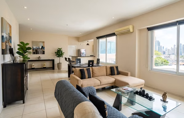 Apartment on Avenida Balboa | 1 Bedroom | Furnished | with excellent layout