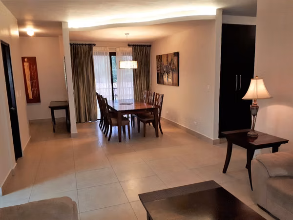 Apartamento en Albrook I con balcón y excelente distribución
