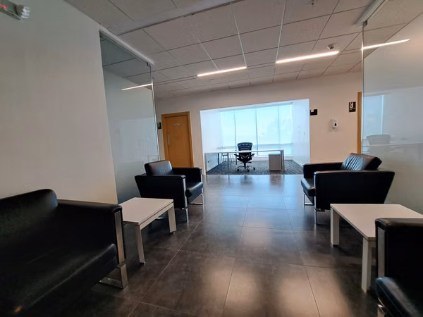 1,207 m² Furnished Office for Rent in Costa del Este CF27-1230
