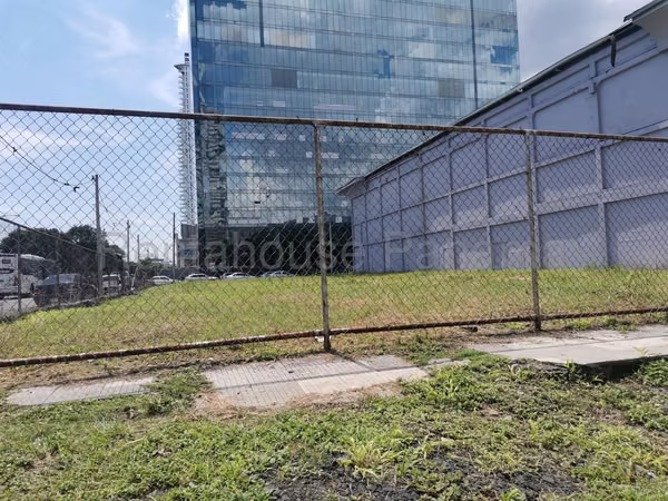 RR VENTA DE TERRENO EN AVENIDA BALBOA