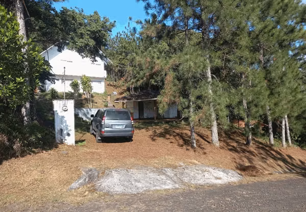 Altos de Cerro Azul. 1224mts 5r 3b $120,000.00neg