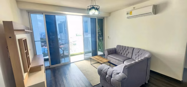 Alquiler de Apartamento Amoblado en PH San Roque – Vía España. YP