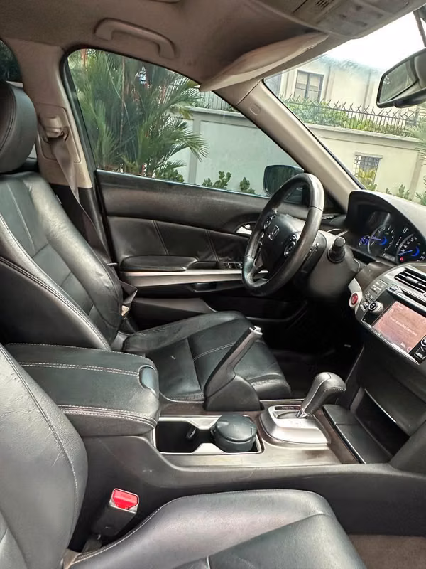HONDA CROSSTOUR 2013