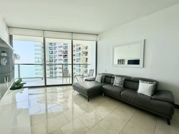 Apartamento amoblado con servicios incluidos! PH TOC Punta Pacifica