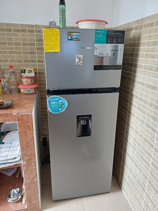 Refrigerador Top Mount de 7.3 Pies Cúbicos