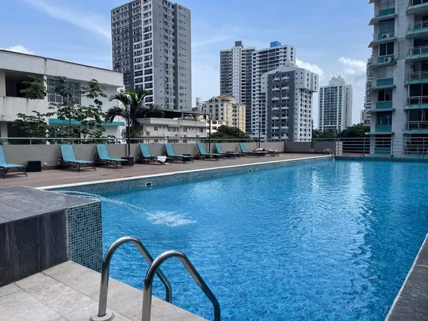 EL CANGREJO | 3 BEDROOMS WITH PRIVATE BATHS | BAY VIEWS