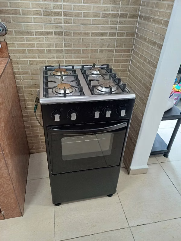 Estufa con horno