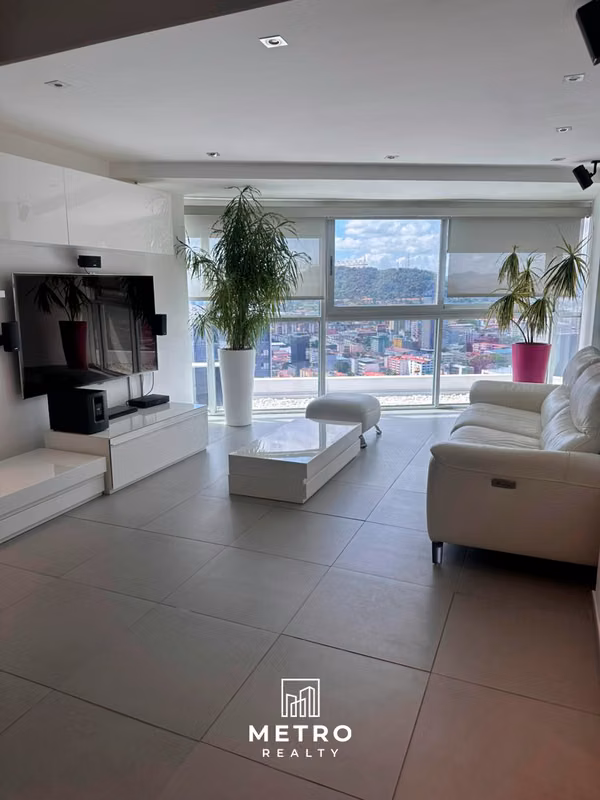 Apartamento en Alquiler – PH Yacht Club, Avenida Balboa
