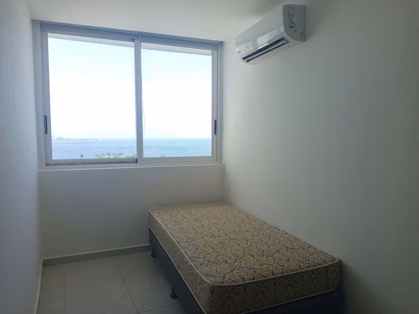Apartment for Sale or Rent - Semi-Furnished - Avenida Balboa  PH Bay View - YJ