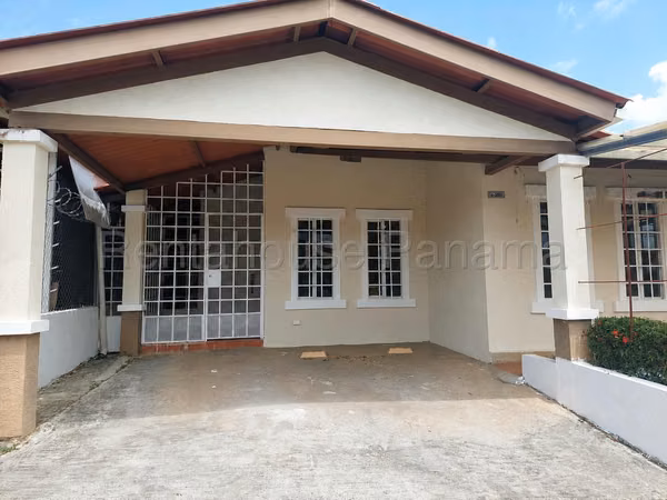 Alquilo Casa en Chorrera KA27-1348