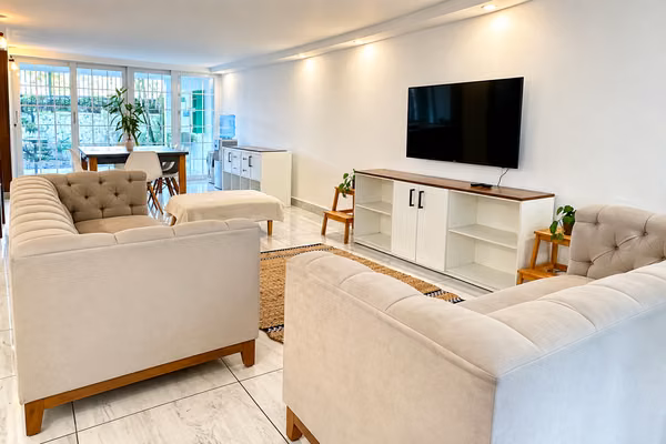 House in Coco del Mar | 4 Bedrooms | With terrace and patio