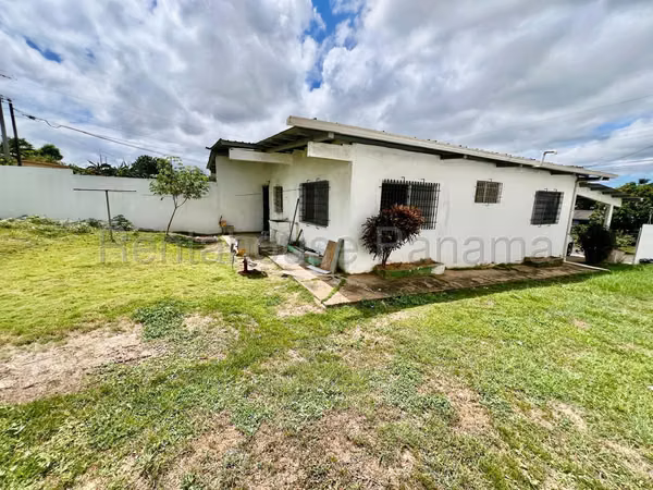 House for Sale in Vista Alegre MDV27-1706