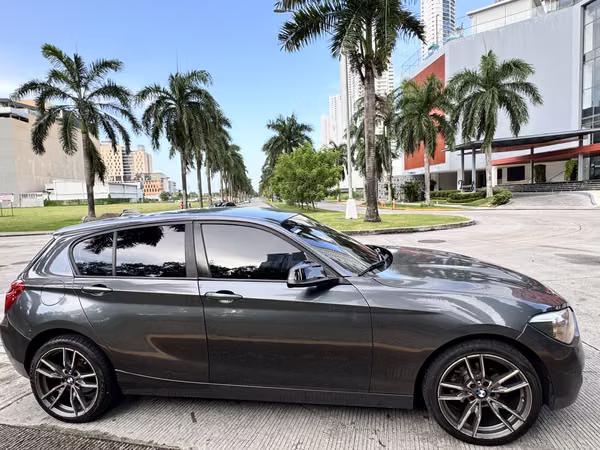 BMW 116i 2013 Automático | Excelente estado | Listo para traspaso