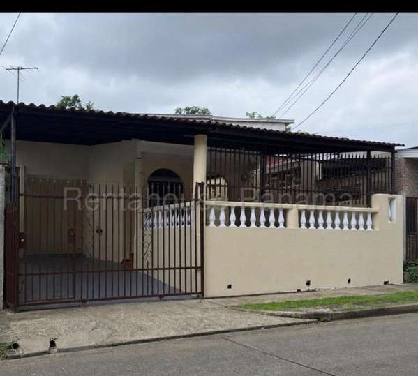 Alquiler de Casa en Villa de las Fuentes | Panamá | 27mgo1672