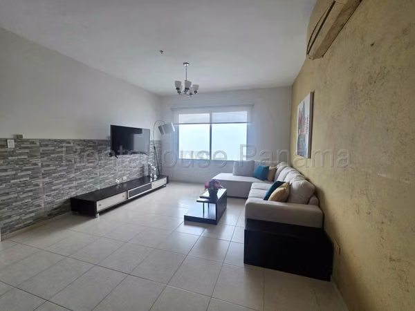 J1737GRR Apartment for Rent on Avenida Balboa