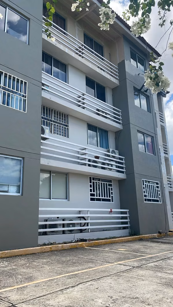 OPORTUNIDAD !! SE VENDE cómodo apto el RESIDENCIAL LAS ACACIAS CIUDAD RADIAL