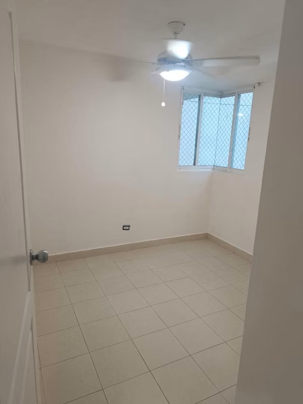 Apartamento En Plaza Edison Linea Blanca 2Rec /1b