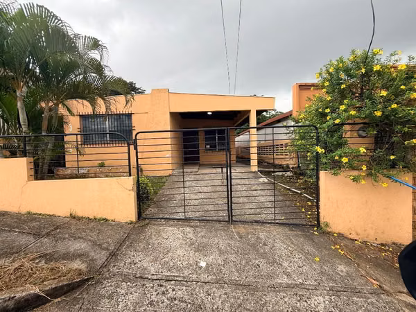 Casa en Colinas Dorasol