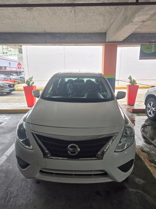 Nissan Versa 2016