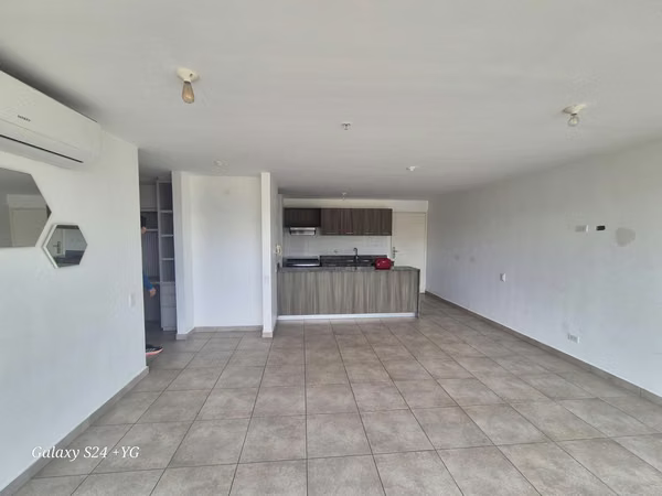VENTA DE APARTAMENTO EN PH HACIENDA GOLF