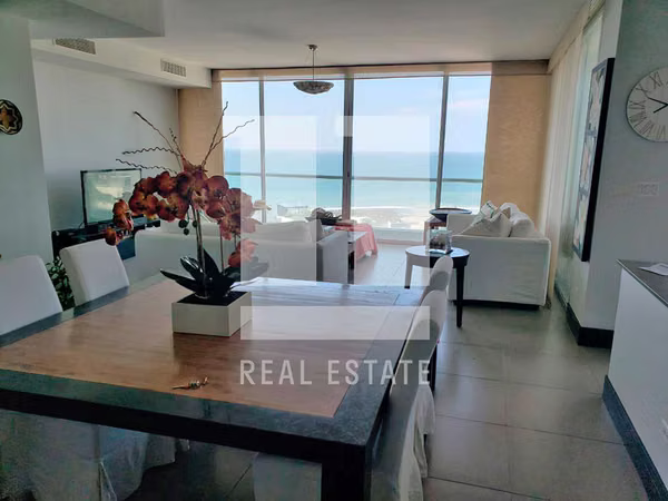 Se Vende Apartamento de playa en PH Rio Mar