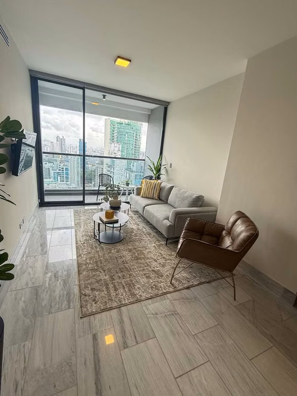 ALQUILER APARTAMENTO AMOBLADO EN AVENIDA BALBOA CON VISTA AL MAR