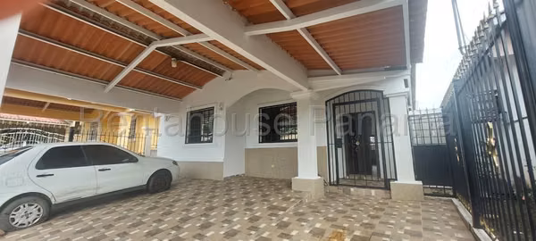 Venta Casa La Chorrera - YD