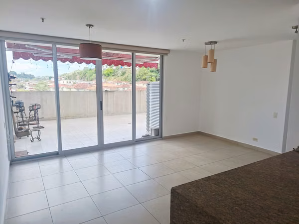 APARTAMENTO EN ALQUILER | PH PORTO ALEGRE – VILLA LUCRE | $1,300YY