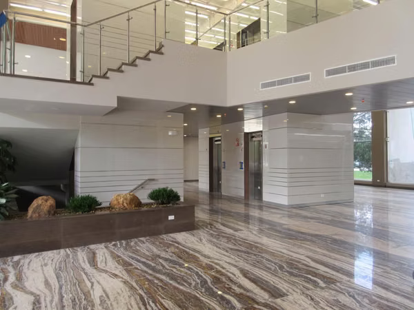 VENTA DE OFICINA COSTA DEL ESTE GM