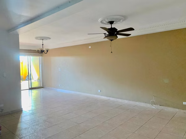 Venta Casa Cerro Viento - YD