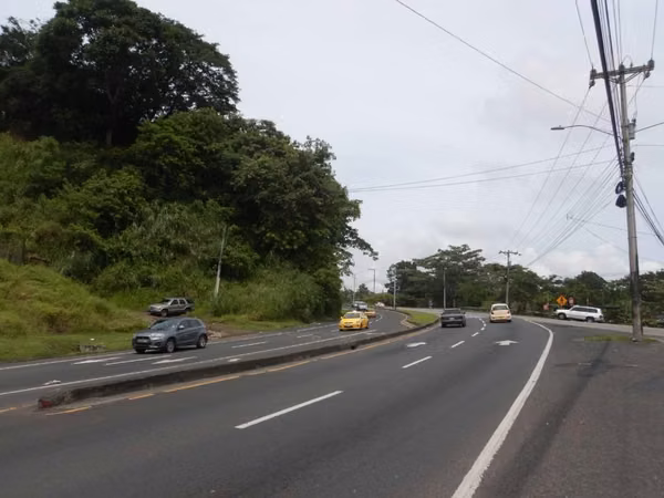 Se vende Terreno en Las Cumbres
