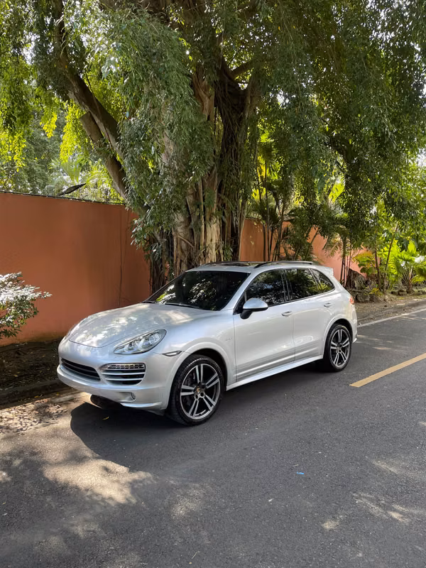 PORSCHE CAYENNE 2014 $16.900
