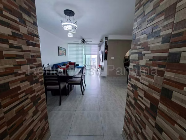 Se Vende Apartamento en Condado del Rey LA27-1801